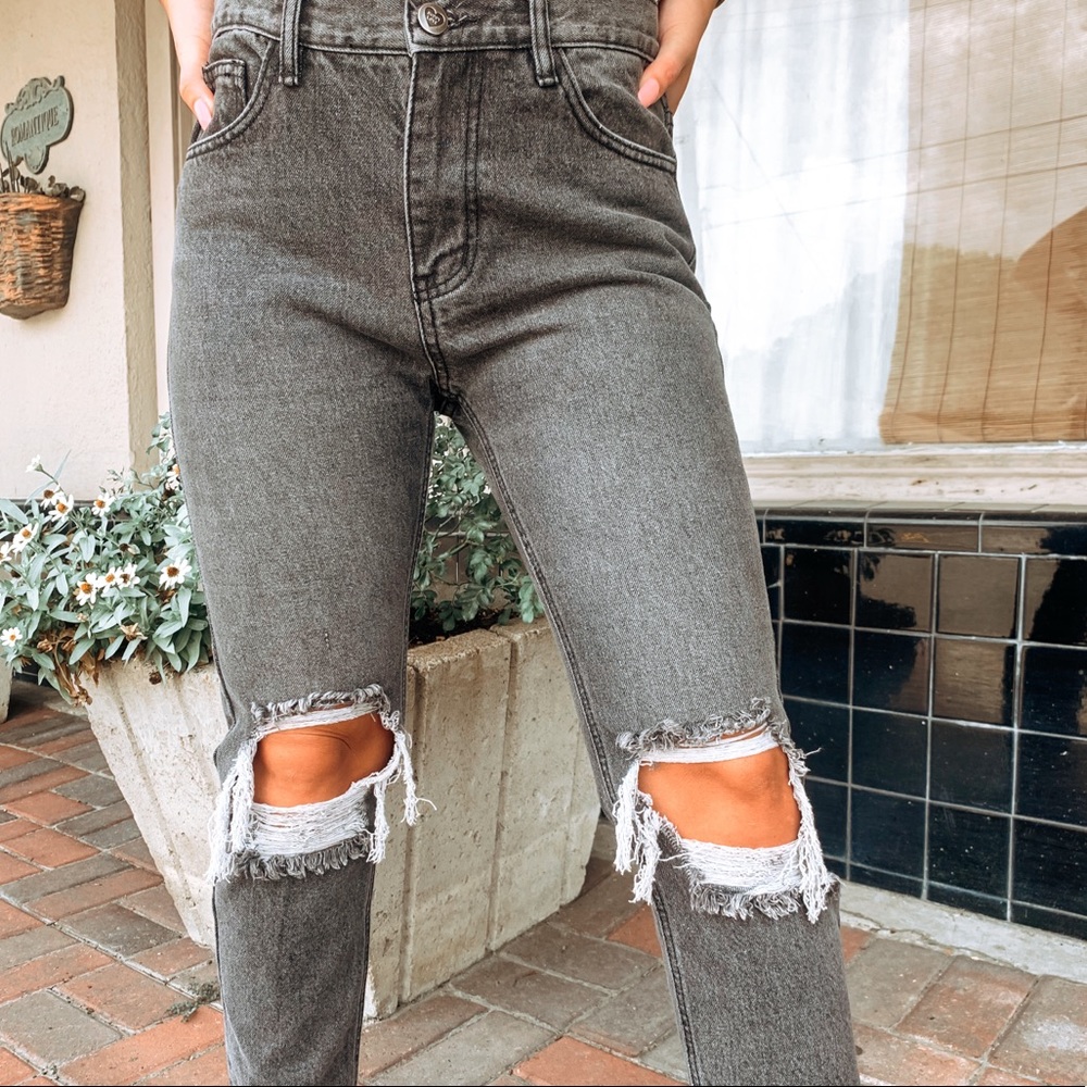 Buddy love distressed denim jeans